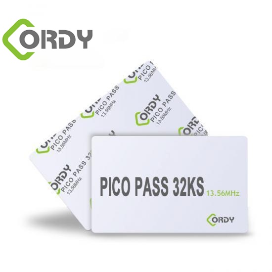 PicoPass 32ks, пустая белая карта
        